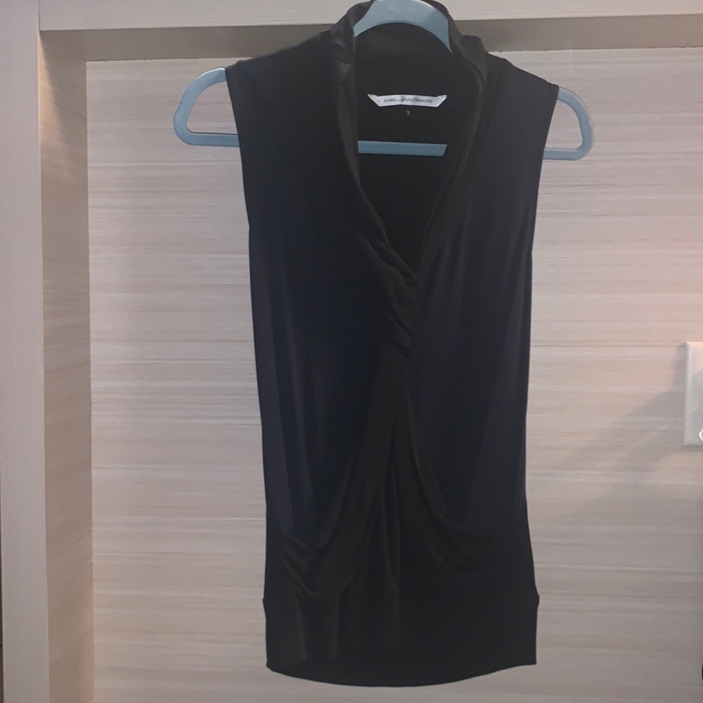 DVF black sleeves front knot top